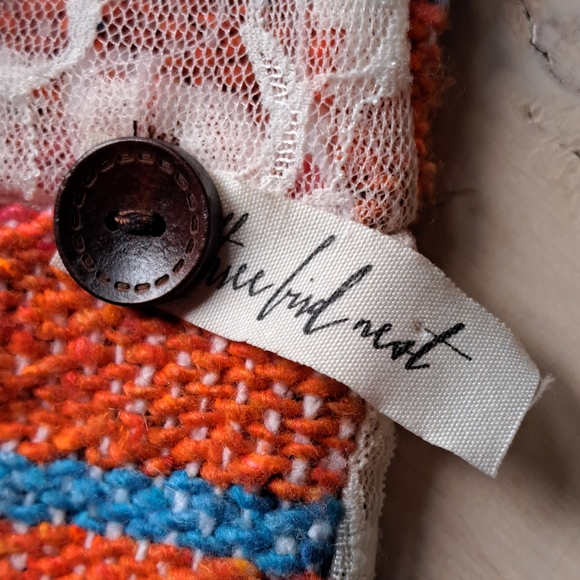 Three Bird Nest / Orange, Fushia, Blue & Black Lace Sarape Infinity - Picture 13 of 14